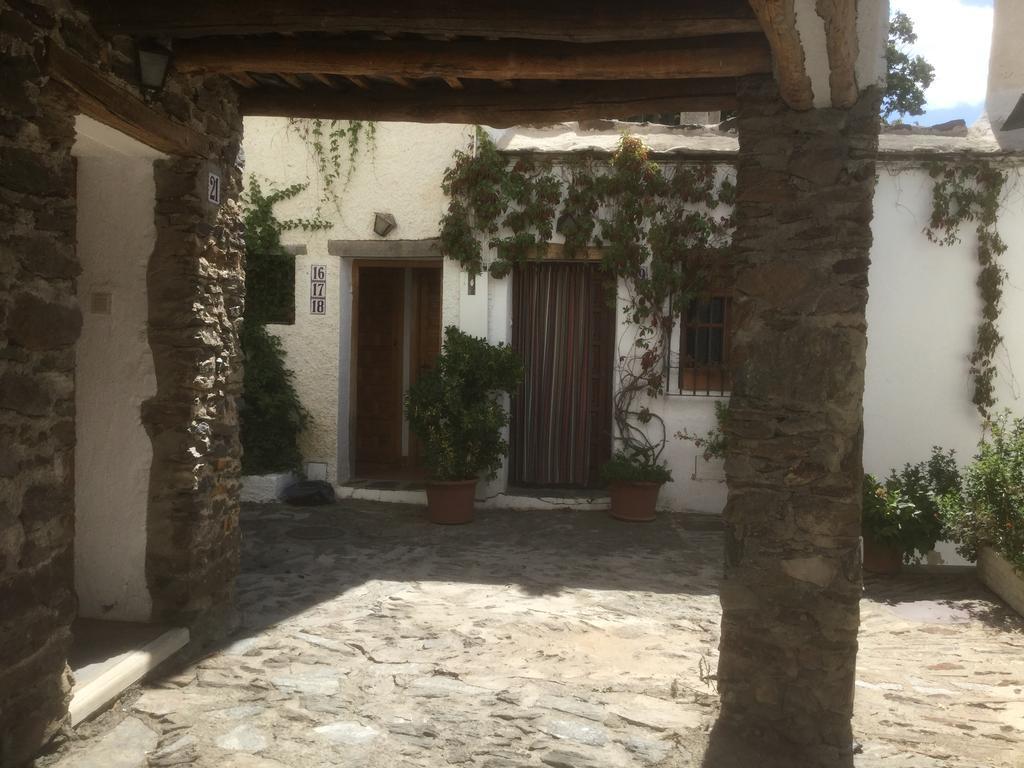 Apartamento La Ermita Del Poqueira Bubión Exterior foto